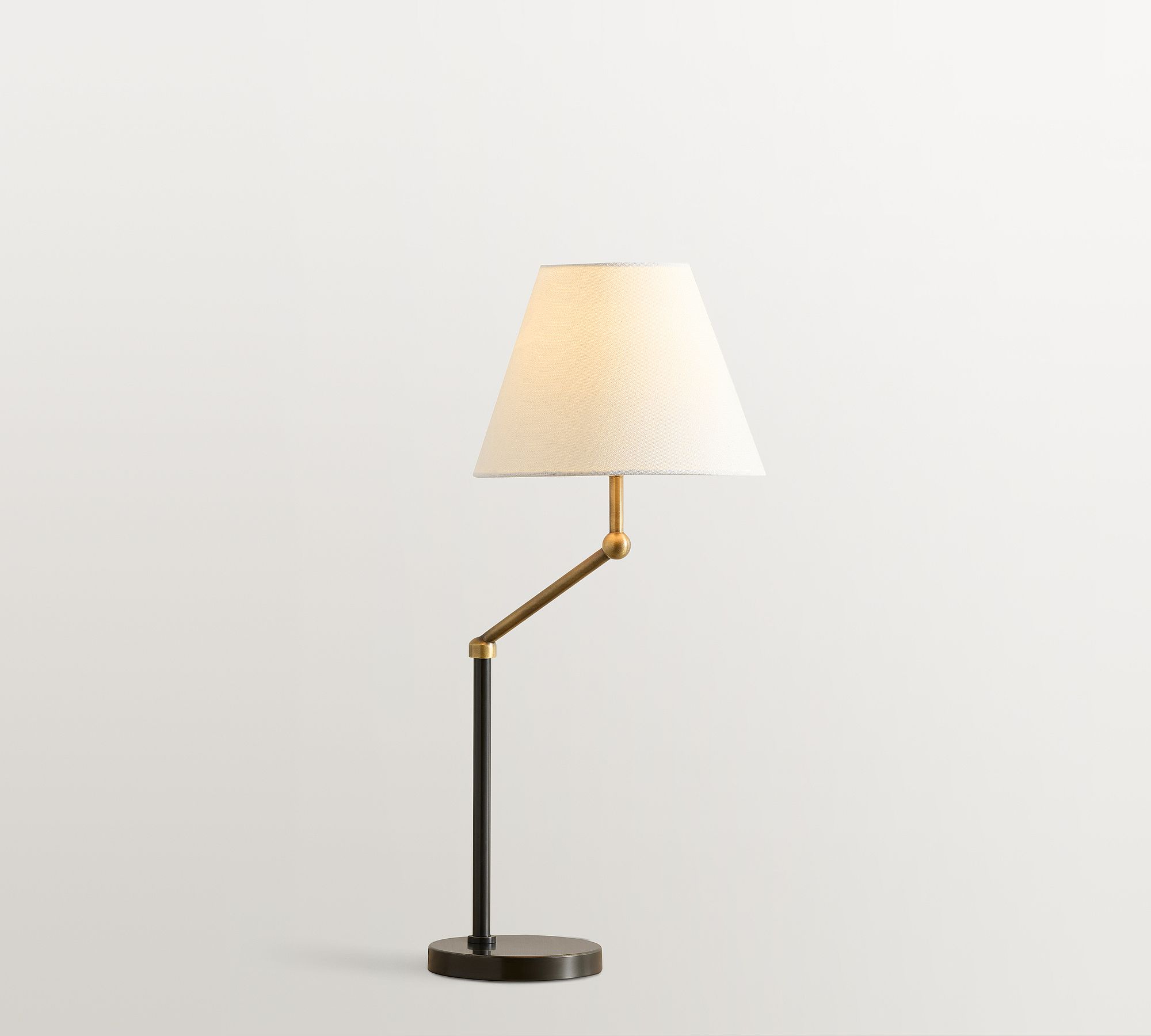 Reese Petite Table Lamp (24")