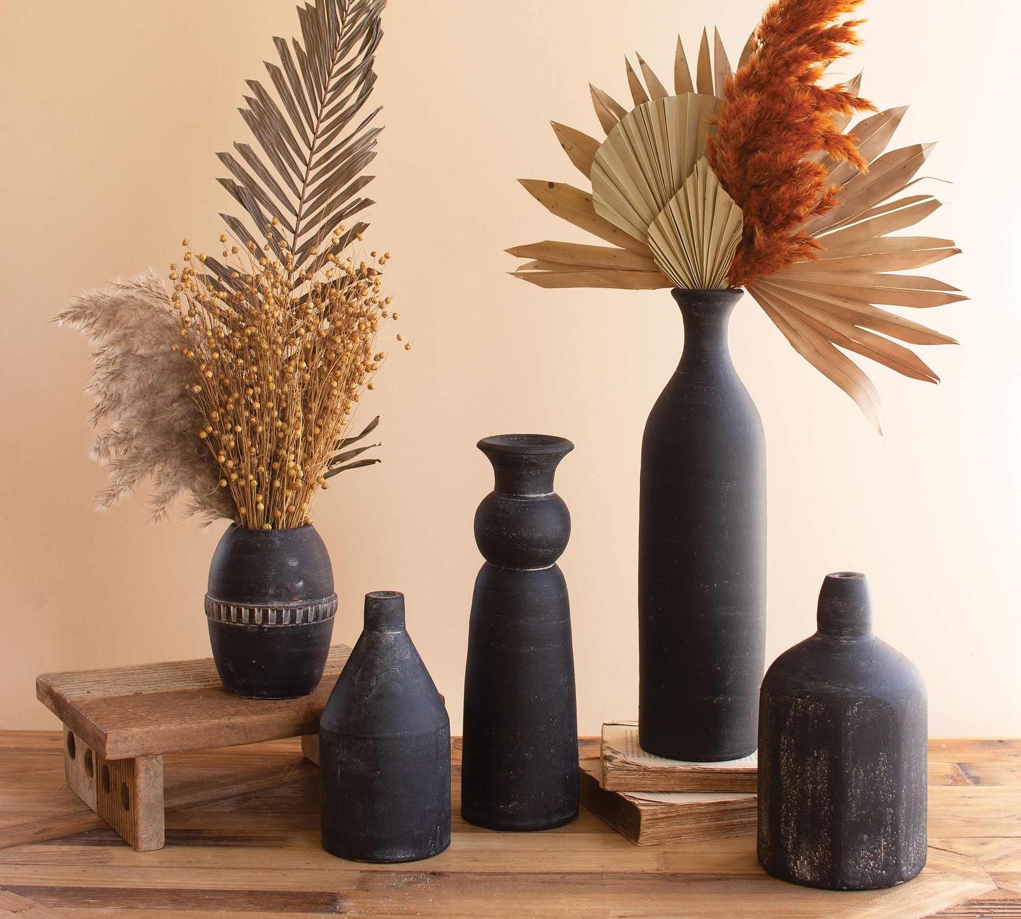 Modern Black Handcrafted Clay Vases - Set of 5