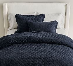 Pottery Barn purchases Belgian Flax Linen Handcrafted Quilted King Shams Set of 2