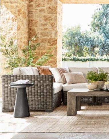 Outdoor Sectional Sofas