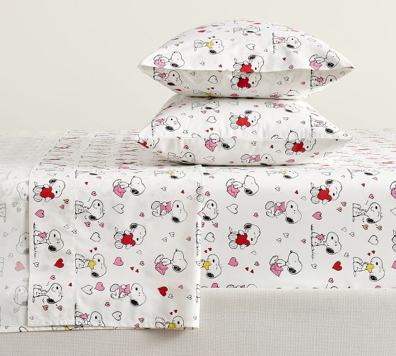 Peanuts Snoopy™ Hearts Sheet Set