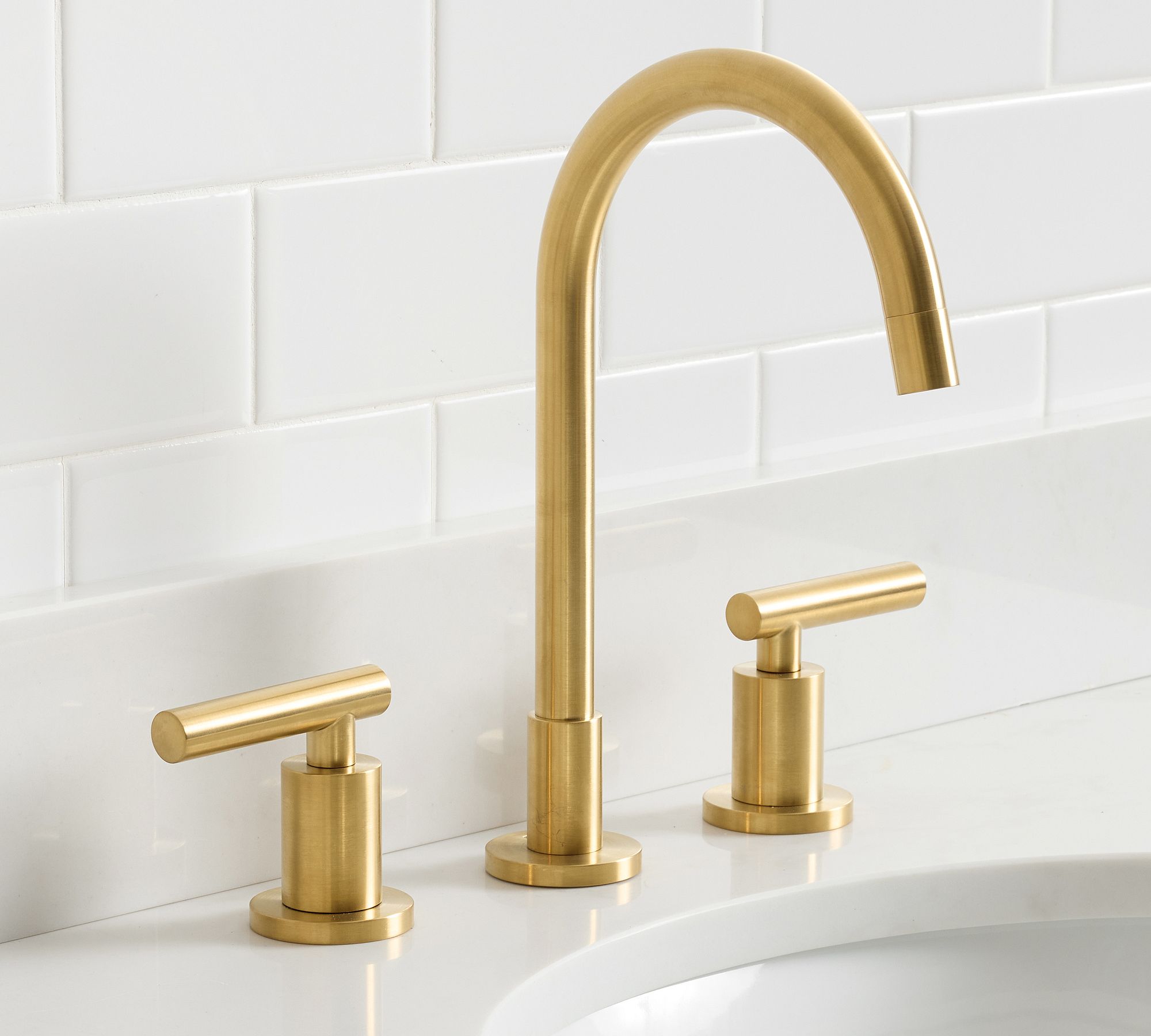 Linden Lever Handle Widespread Bathroom Sink Faucet