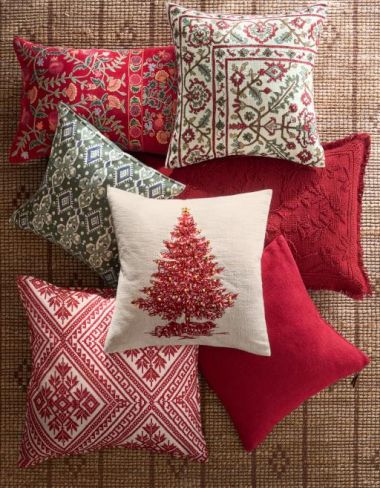 Holiday Pillows &amp; Throws