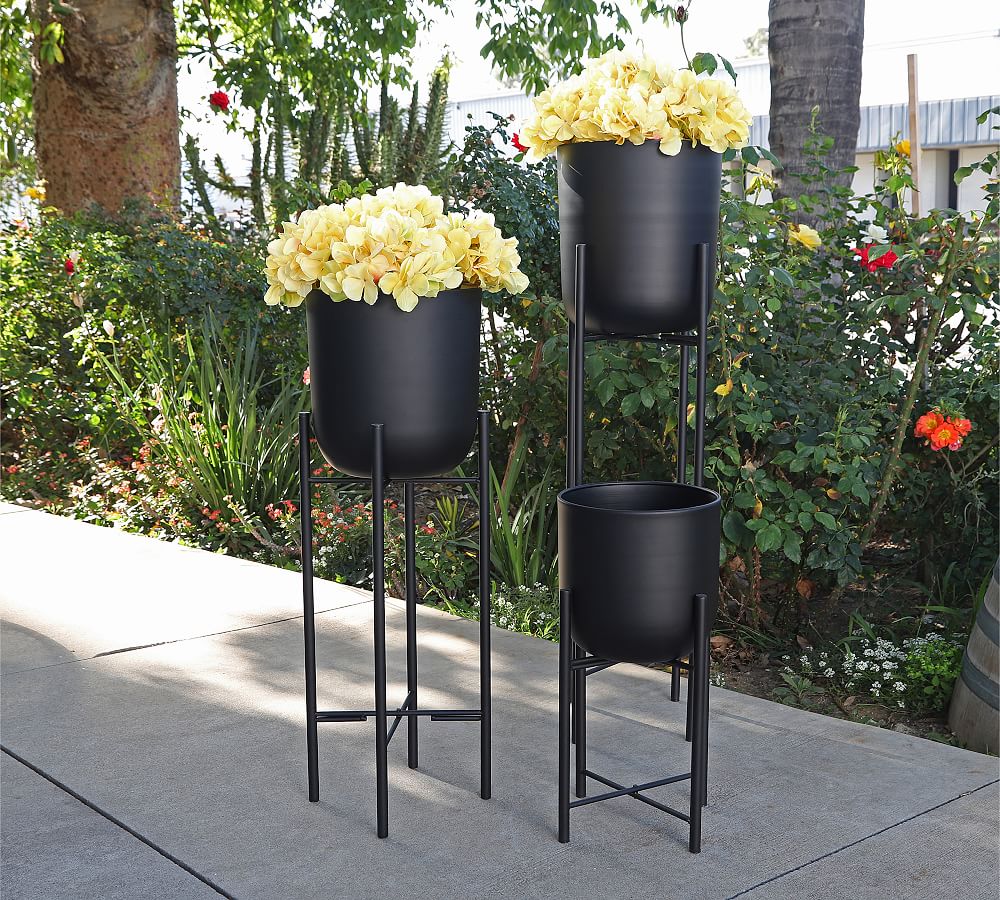 Vienna Black Metal Planters on Stand - Set of 3