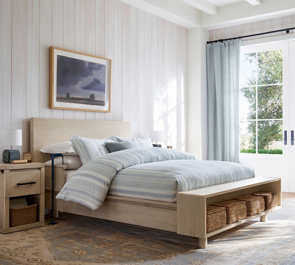 Cayman Bed by Michael Graves Design