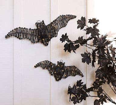 Pottery barn outlet bat wreath