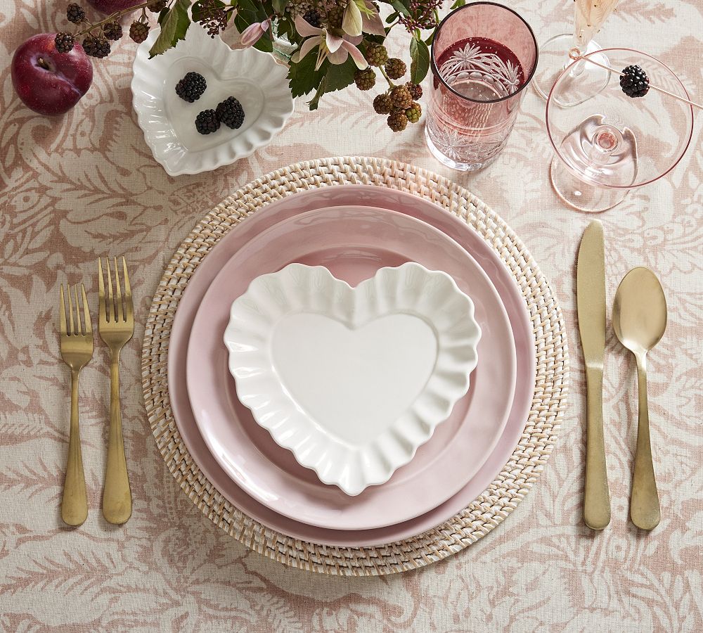 Heirloom Scalloped Heart Stoneware Appetizer Plates - Set of 4