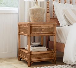 Daphne Nightstand (19&quot;)