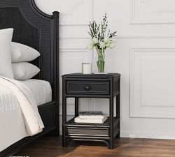 Daphne Nightstand (19&quot;)