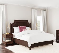 Daphne Nightstand (19&quot;)