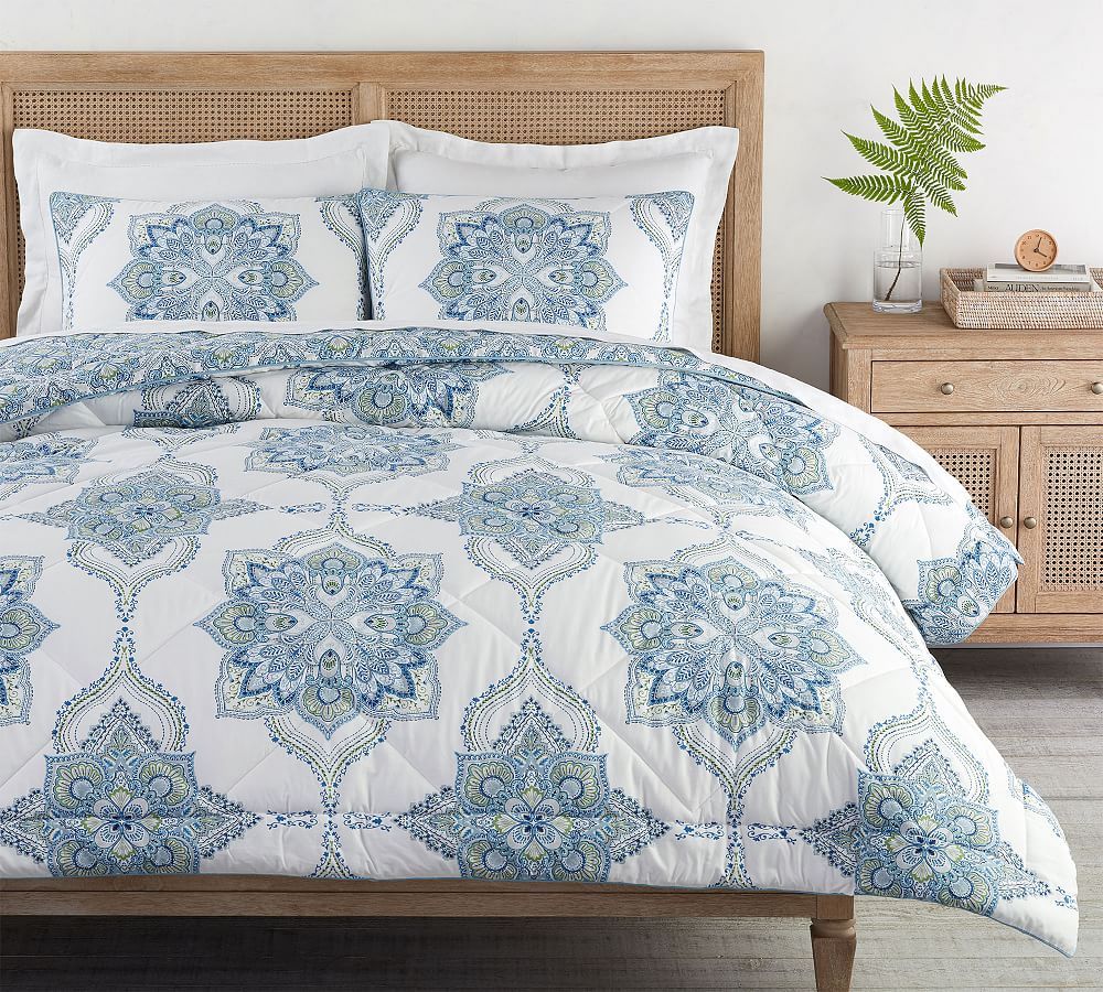 Amie Medallion Reversible Cotton Comforter &amp; Shams
