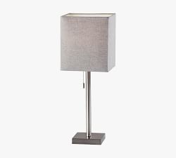 Ellis Metal Table Lamp (18&quot;)