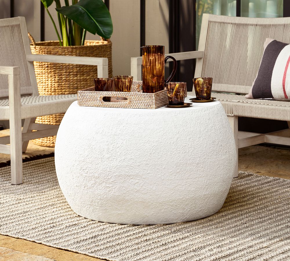Deia Concrete Round Outdoor Coffee Table (32&quot;)