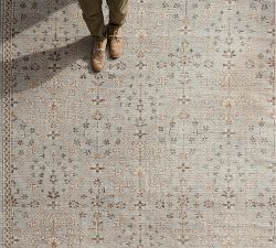Laurel Hand-Knotted Rug