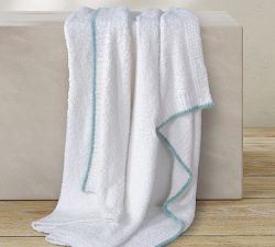 Mae Cozy Throw