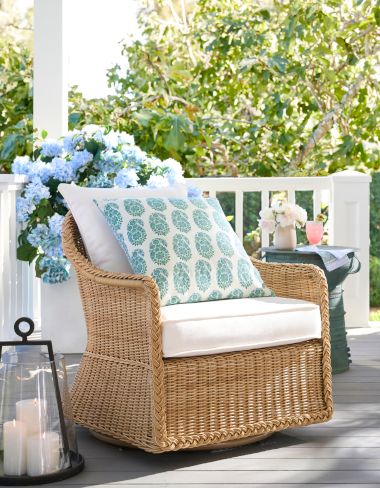 Outdoor Swivel &amp; Motion Chairs
