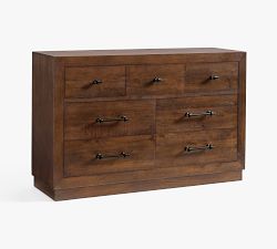 Oakleigh 7-Drawer Dresser (57&quot;)