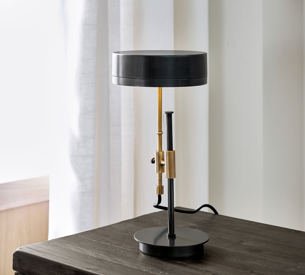 Conway Small Telescoping Task Lamp (16&quot;)