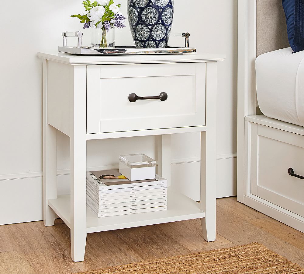 Stratton Nightstand (24&quot;)