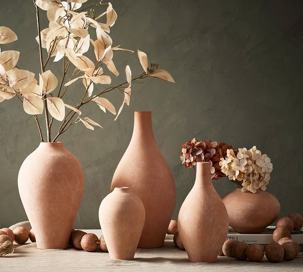 Nolina Ceramic Vase Collection