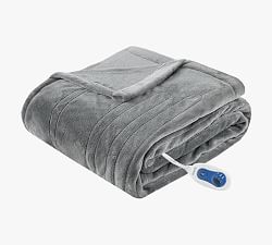 Open Box: Beautyrest&#174; Heated Plush Throw Blanket