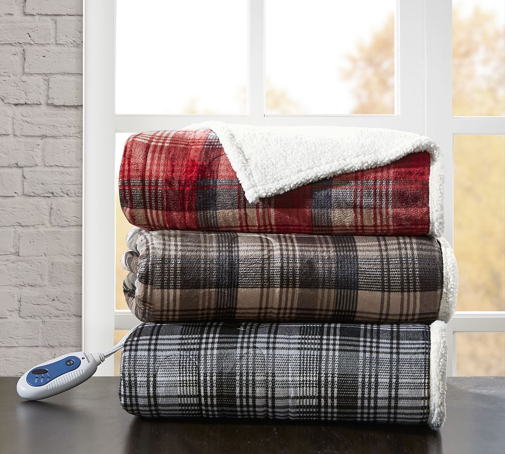 Open Box: Woolrich Heated Oversized Mink-to-Berber Throw Blanket