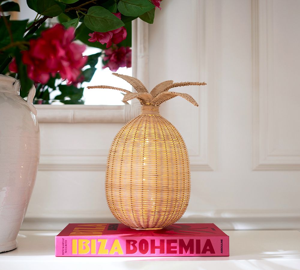 Lit Woven Pineapple