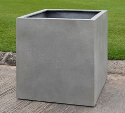 Rilynn Square Outdoor Planters
