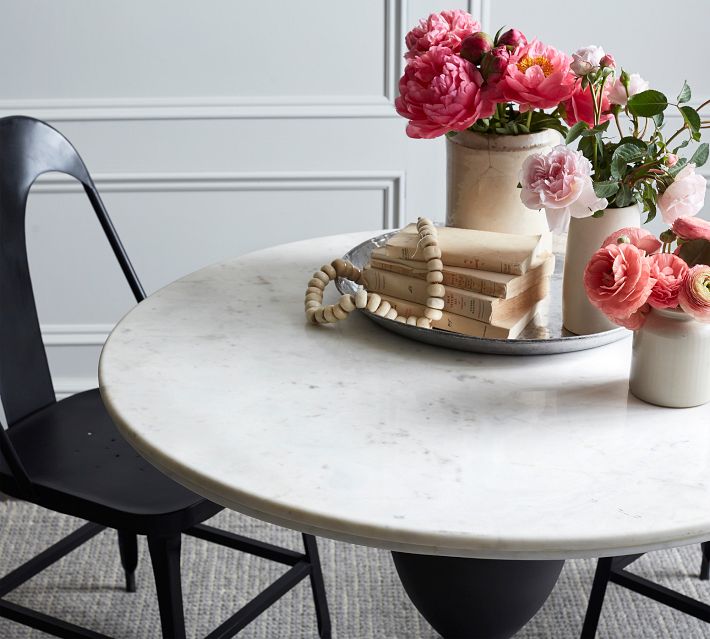 Chapman Round Marble Pedestal Dining Table 39