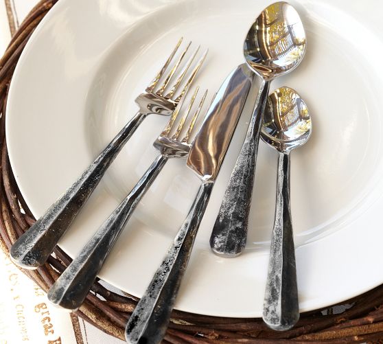 Ridge Flatware Set