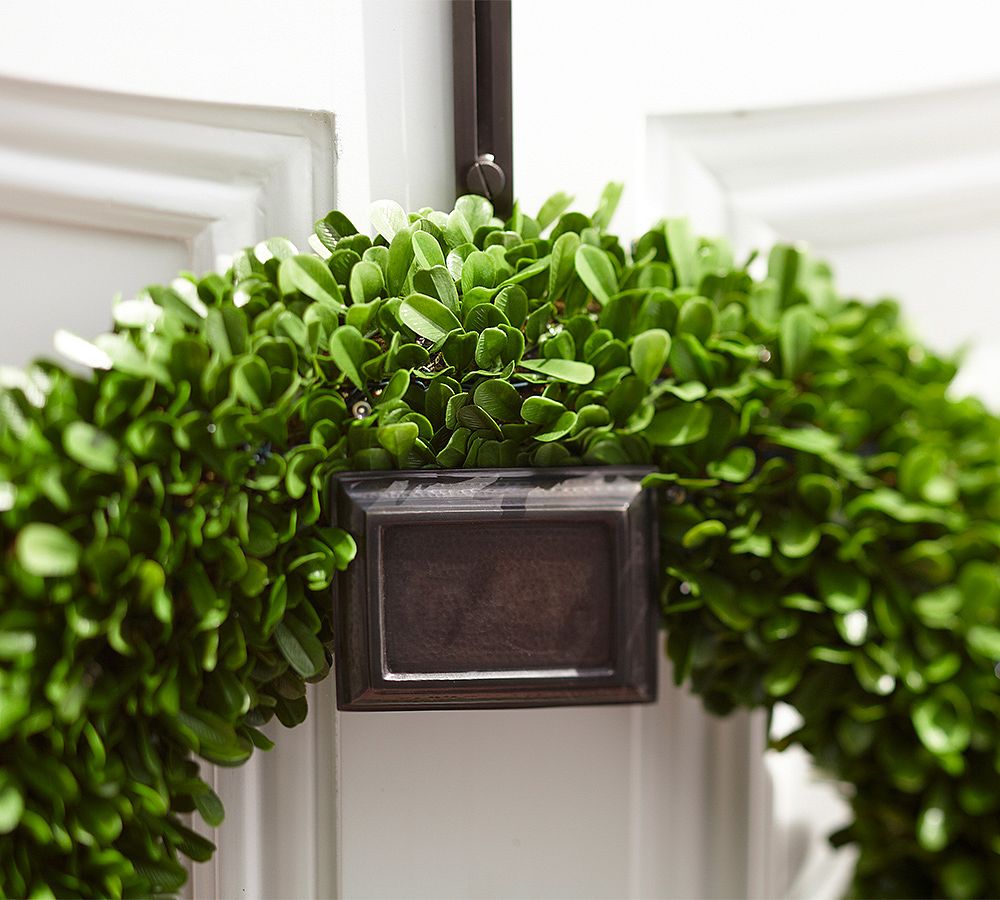 Ella Adjustable Door Wreath Hanger