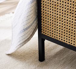 Neve Cane Bed