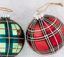 Plaid Ornament Box Set