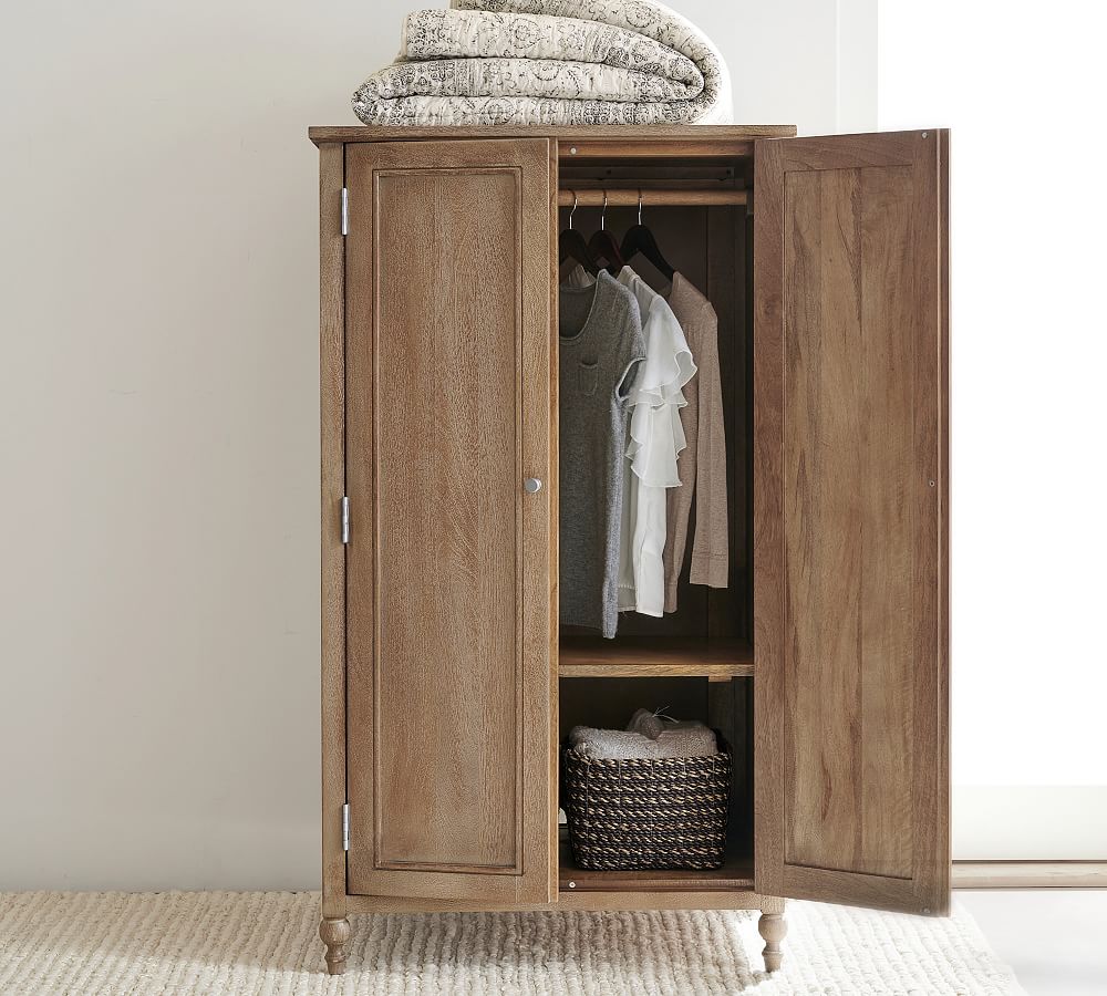 Astoria Armoire (32&quot;)