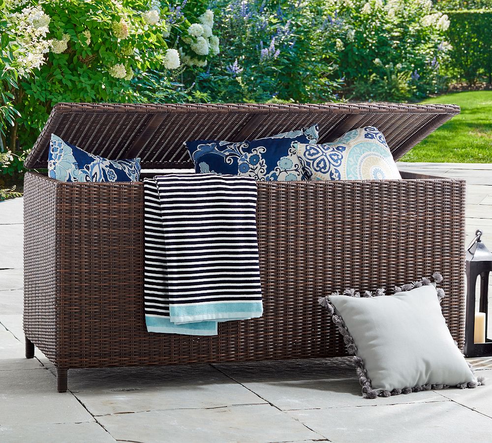 Torrey Wicker Outdoor Storage Trunk (60&quot;)