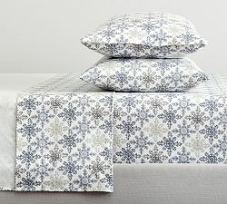 Open Box: Frosty Snowflake Flannel Sheet Set