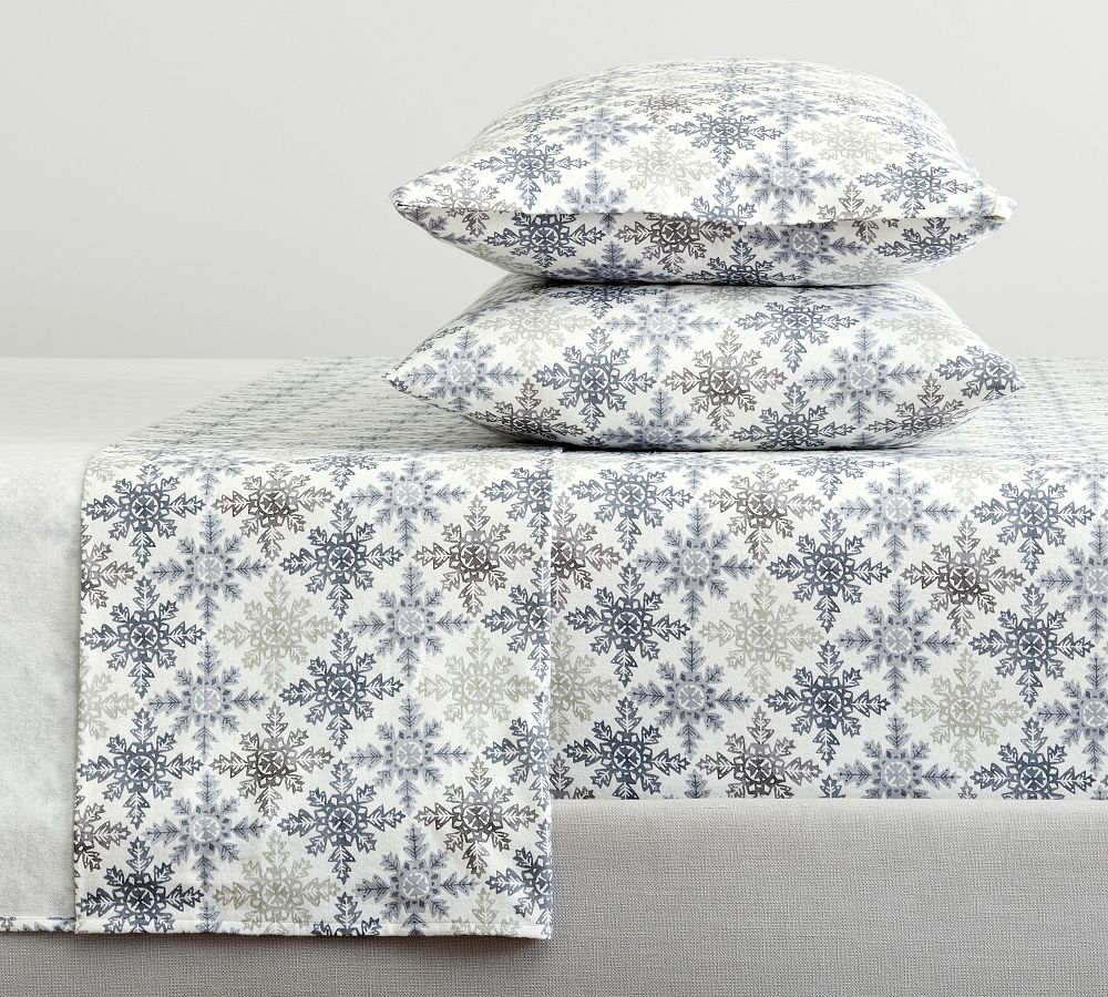 Frosty Snowflake Flannel Sheet Set