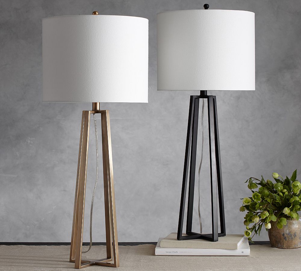 Carter Table Lamp (26&quot;)