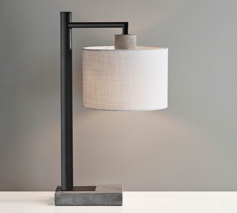 Chauncey Table Lamp (23&quot;)