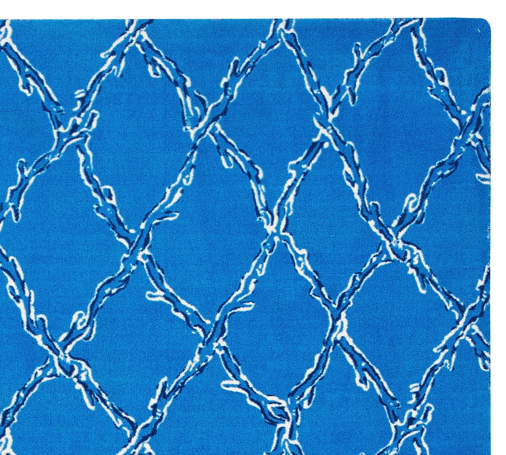 Lilly Pulitzer Deep Dive Printed Outdoor Rug Swatch