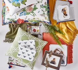 Tami Floral Travel Catch-All