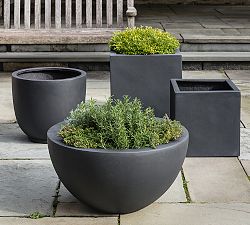 Linde Outdoor Planters
