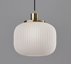 Nausica Ribbed Glass Pendant (10&quot;)