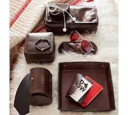 Saddle Leather Hanging Toiletry Case