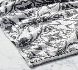 Isabeli Jacquard Towel