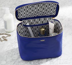 SJ Traincase