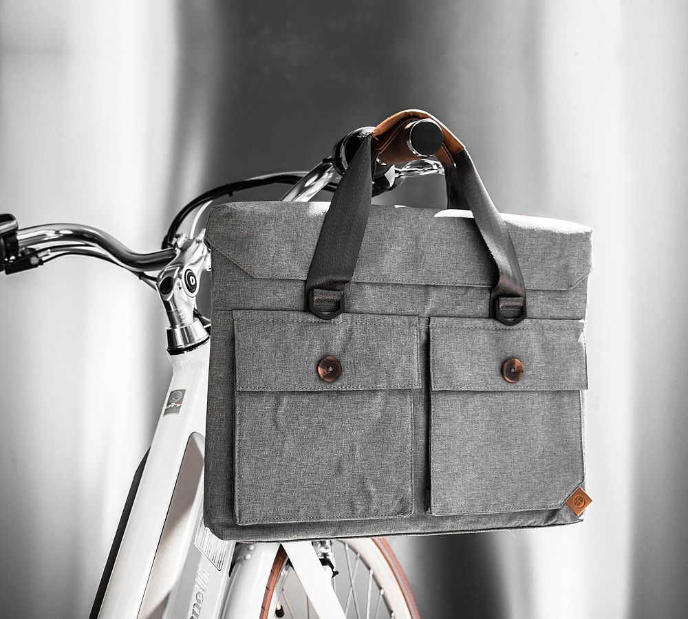 Slim Tote