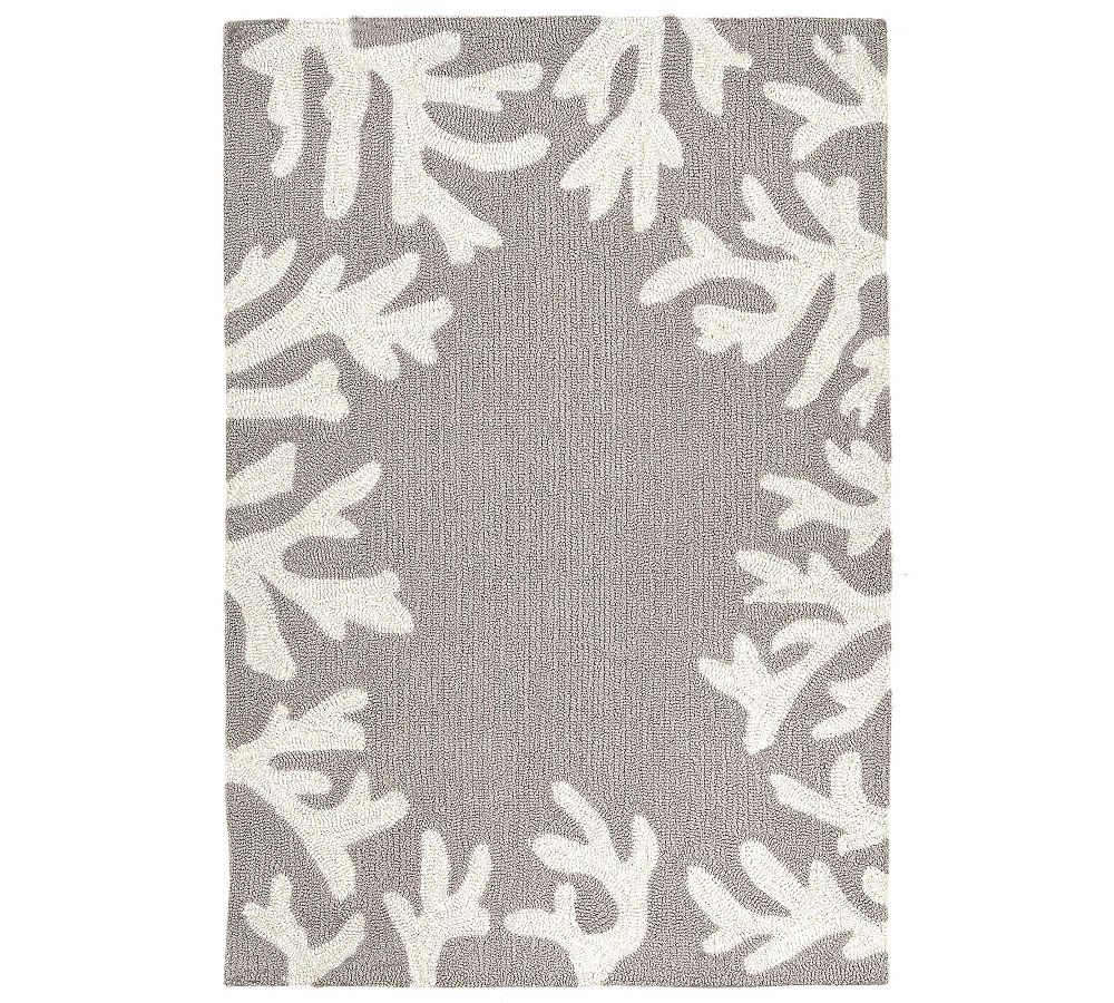 Coral Motif Silver and Coral Hand-tufted Wool Blend Indoor/Outdoor Rug