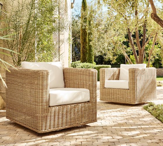 Huntington Wicker Square Arm Swivel Outdoor Lounge Chair