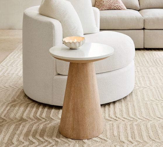 Ansel Round Quartz Side Table (18")
